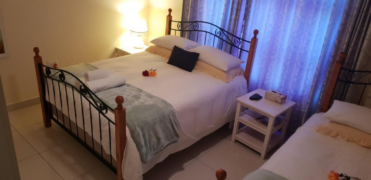 Ebenezer Guesthouse Bluewater Bay Порт-Элизабет Экстерьер фото